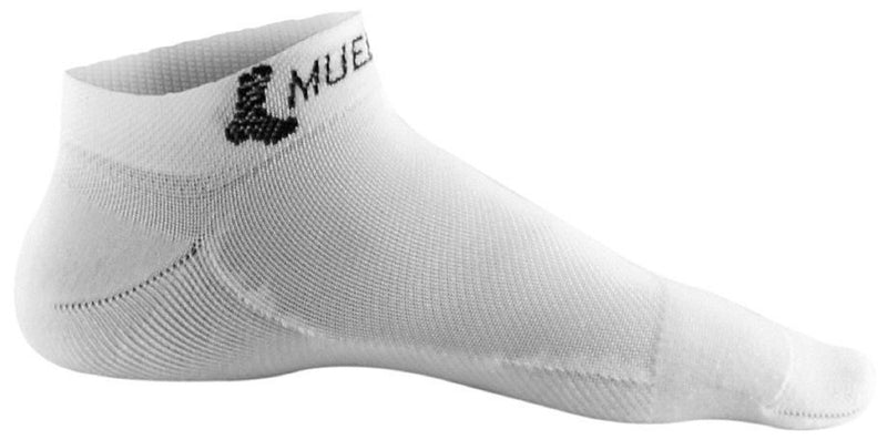Mueller Graduated Compression Performance Ankle Socks, Pair