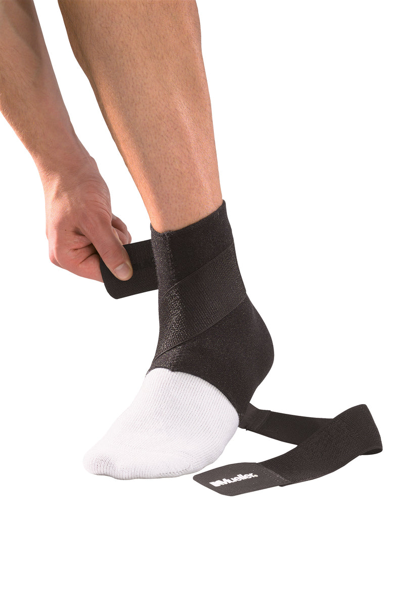 Mueller Ankle Support w/ Straps